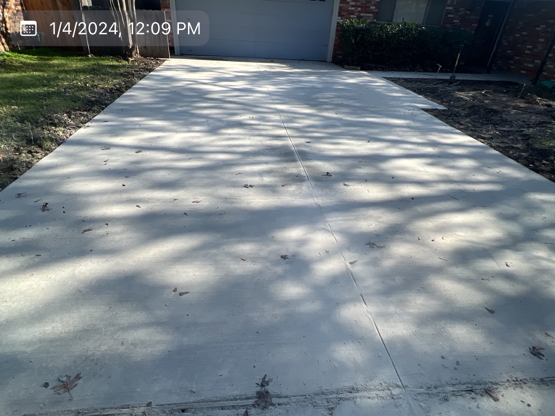 Completed concrete driveway by MVP
